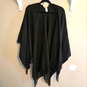 Elegant Black Fringe Women's Shawl